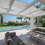 Villa Sunshine, Stylish 4bdr With Pool, Close To Fig Tree *