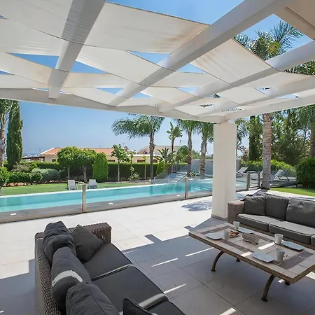 Вилла Sunshine, Stylish 4bdr With Pool, Close To Fig Tree Bay *