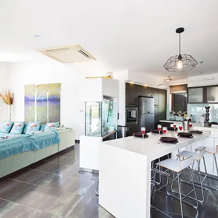 Вилла Sunshine, Stylish 4bdr With Pool, Close To Fig Tree Bay