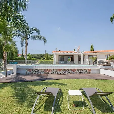 فيلة Sunshine, Stylish 4bdr With Pool, Close To Fig Tree