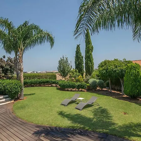 Sunshine, Stylish 4bdr With Pool, Close To Fig Tree Bay * Protaras